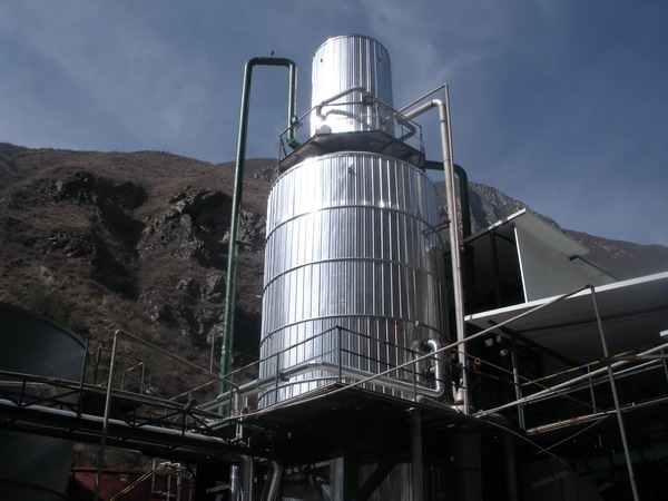 國內單臺最大生產能力的氯酸鈉蒸發結晶器建成投產。