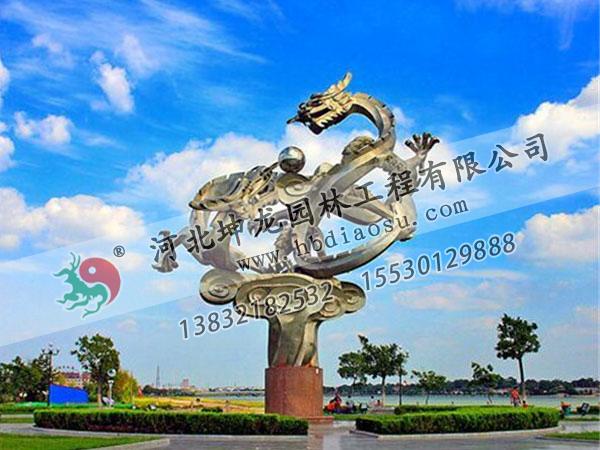 湖北鄂州不銹鋼雕塑“二龍戲珠”
